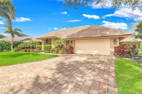 Oakmont At Pelican Bay, 811 Pitch Apple Ln, Naples, Florida 34108, image 1