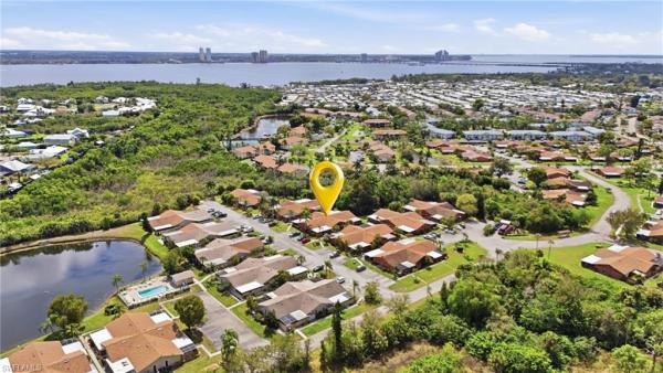 Foxmoor Lakes, 15504 Crystal Lake Dr, North Fort Myers, Florida 33917, image 2