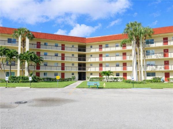 Fairways At Par 1, 4380 SW 27th St #407, Naples, Florida 34116, image 2