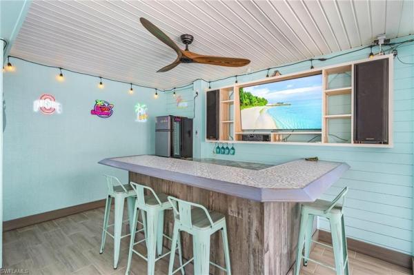 Lynns Highland Park, 130 Madison Ct, Fort Myers Beach, Florida 33931, image 3