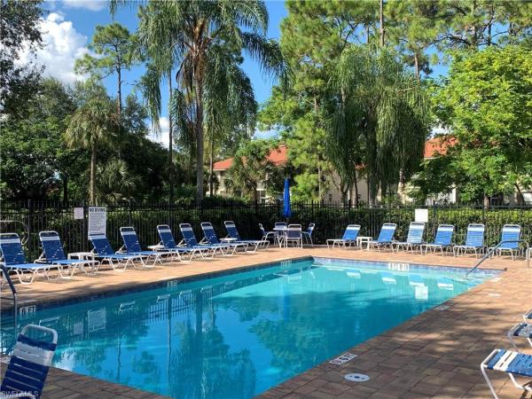 230 Robin Hood Cir #102, Naples, Florida 34104, image 1