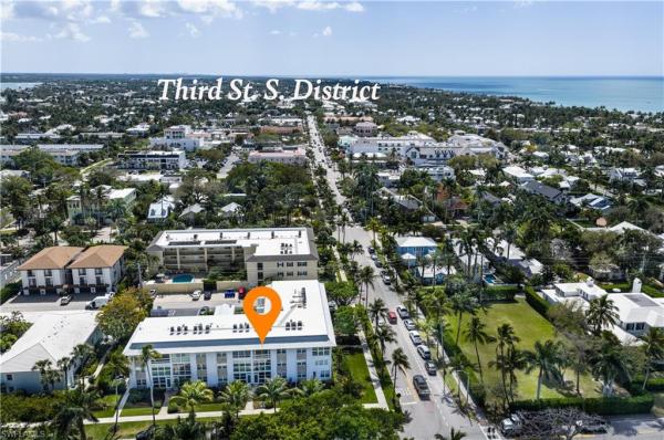 Town Manor At Olde Naples, 1021 S 3rd St #306, Naples, Florida 34102, image 2