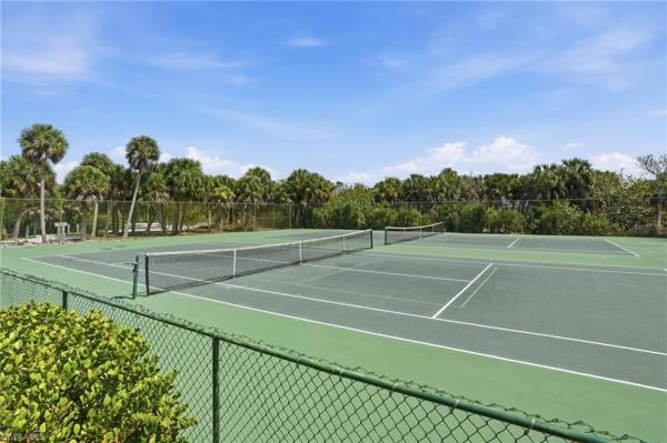 Punta Robalo, 211 Kingfisher Dr, Upper Captiva, Florida 33924, image 3