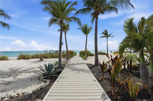 Punta Robalo, 211 Kingfisher Dr, Captiva, Florida 33924, image 1