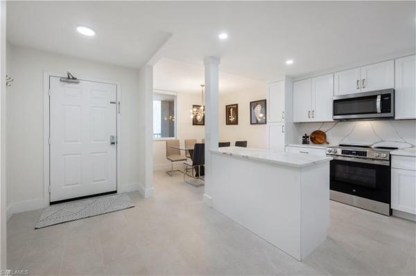 11118 Gulf Shore Dr #A203, Naples, Florida 34108, image 1