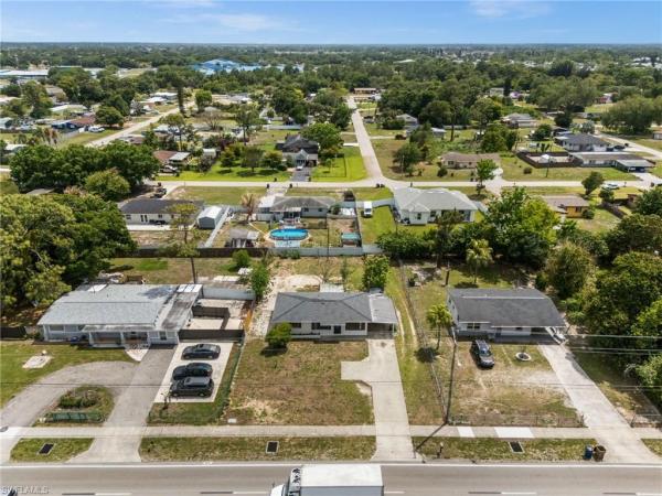 404 W Leeland Heights Blvd, Lehigh Acres, Florida 33936, image 1