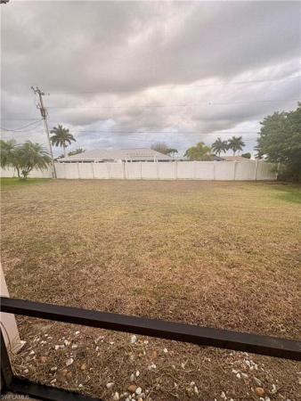Cape Coral Residential, 408 37th Ter, Cape Coral, Florida 33914, image 2