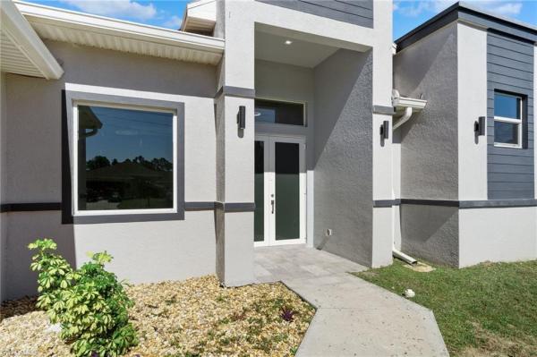 Lehigh Acres, 2708 W 20th St, Lehigh Acres, Florida 33971, image 3