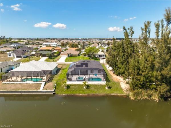 Cape Coral Residential, 427 7th Ave, Cape Coral, Florida 33993, image 3