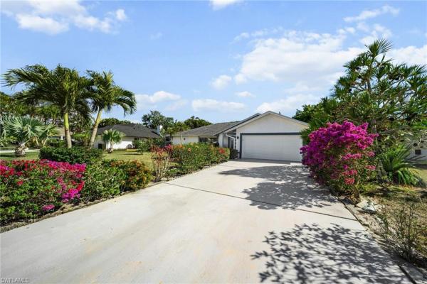Palmetto Dunes, 189 Palmetto Dunes Cir, Naples, Florida 34113, image 1