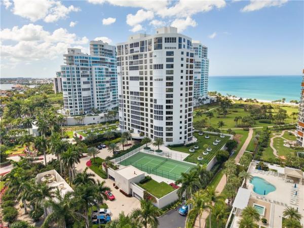 Le Jardin At Park Shore, 4201 N Gulf Shore Blvd #702, Naples, Florida 34103, image 2