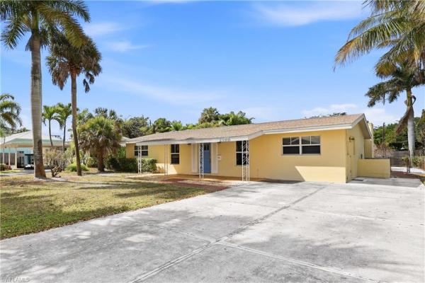 Lake Park, 1377 N 11th Ct, Naples, Florida 34102, image 2