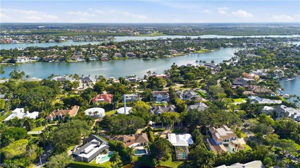 Port Royal, 2700 Lantern Ln, Naples, Florida 34102, image 2