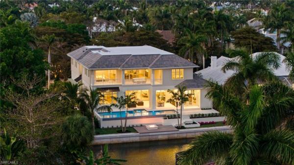 Aqualane Shores, 408 S 16th Ave, Naples, Florida 34102, image 2