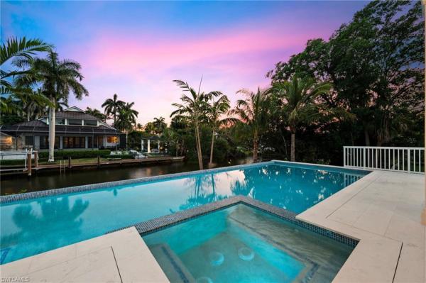 Aqualane Shores, 408 S 16th Ave, Naples, Florida 34102, image 1