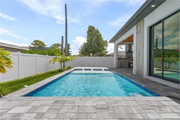 Naples Park, 859 N 108th Ave, Naples, Florida 34108, image 1