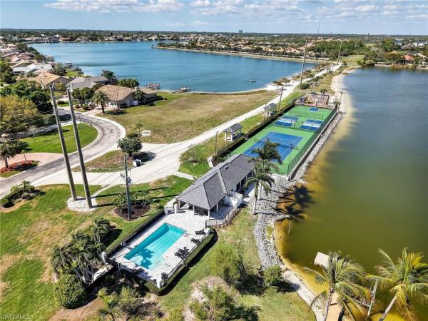 The Harborage, 5381 Harborage Dr, Fort Myers, Florida 33908, image 3