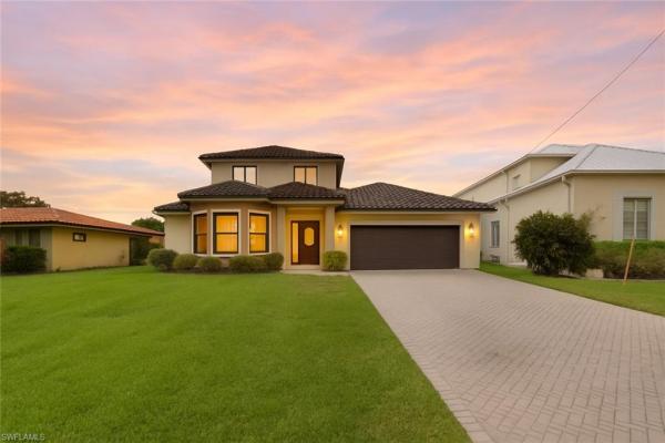 Royal Harbor, 1535 Dolphin Ln, Naples, Florida 34102, image 1