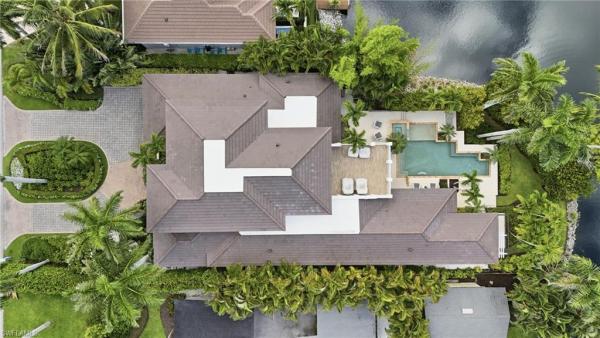 Aqualane Shores, 160 S 16th Ave, Naples, Florida 34102, image 2