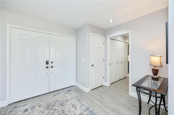 770 Eagle Creek Dr #102, Naples, Florida 34113, image 1