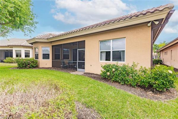 Prestwick Place, 6105 Dogleg Dr, Naples, Florida 34113, image 2