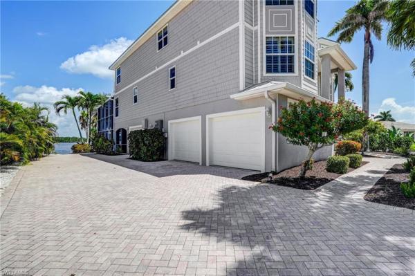 Holiday Heights, 5640 Williams Dr, Fort Myers Beach, Florida 33931, image 1