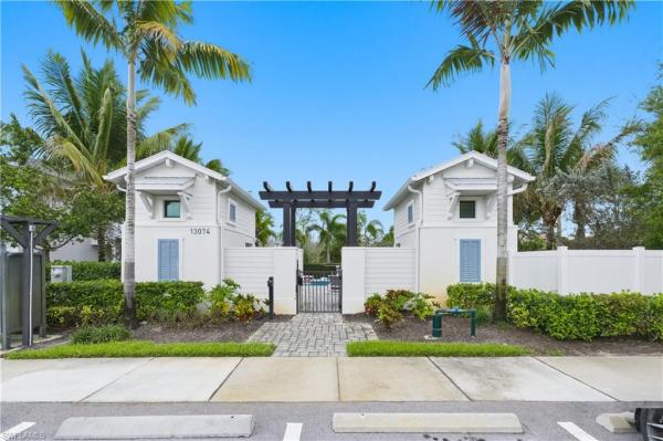 Hamilton Place, 13017 Pembroke Dr, Naples, Florida 34105, image 2