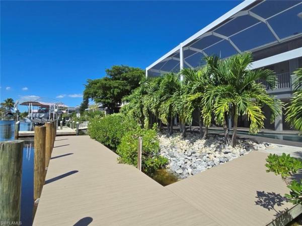 Palm Isles, 11620 Isle Of Palms Dr, Fort Myers Beach, Florida 33931, image 1