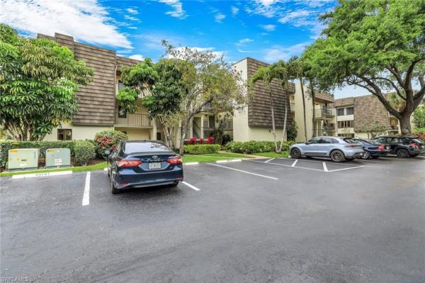 1641 Spoonbill Ln #1641-B, Naples, Florida 34105, image 1