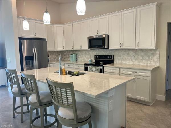 5690 Mayflower Way #608, Naples, Florida 34142, image 1
