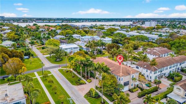 552 S 11th Ave #4, Naples, Florida 34102, image 1