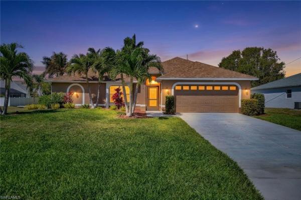 Cape Coral Residential, 3722 20th Pl, Cape Coral, Florida 33914, image 1