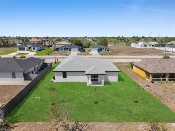 Cape Coral Residential, 921 N Chiquita Blvd, Cape Coral, Florida 33993, image 2