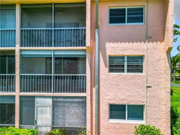 Turtle Lake Golf Colony, 300 Forest Lakes Blvd #201, Naples, Florida 34105, image 2