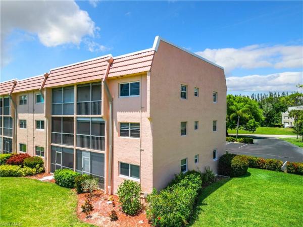 300 Forest Lakes Blvd #201, Naples, Florida 34105, image 1