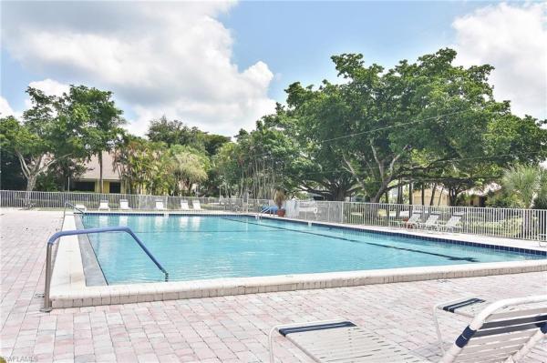 Caloosa Yacht & Racquet Club, 9807 Fathom Ct, Fort Myers, Florida 33919, image 2