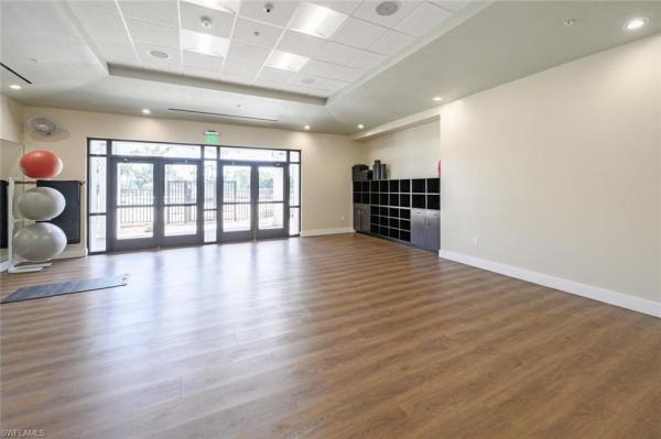 Country Manor, 7260 Coventry Ct #405, Naples, Florida 34104, image 3