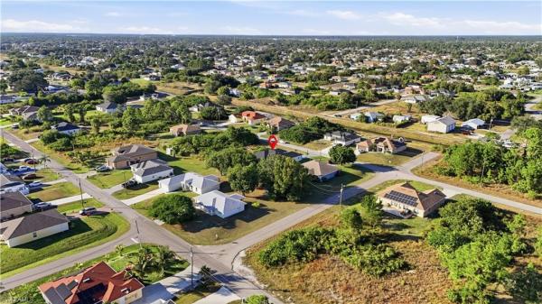 3903 SW 15th St, Lehigh Acres, Florida 33976, image 1