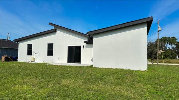 Lehigh Acres Residential, 714 E Chambers St, Lehigh Acres, Florida 33974, image 1