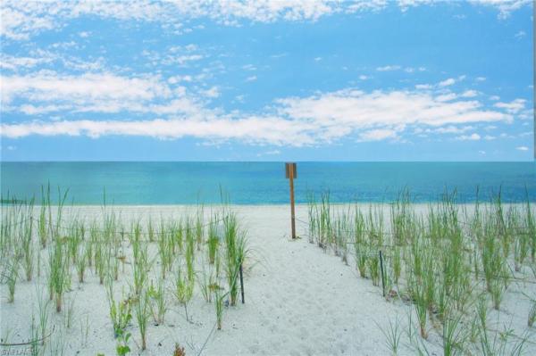 Casa Grande At Vanderbilt Beach, 9653 Gulf Shore Dr #303, Naples, Florida 34108, image 2