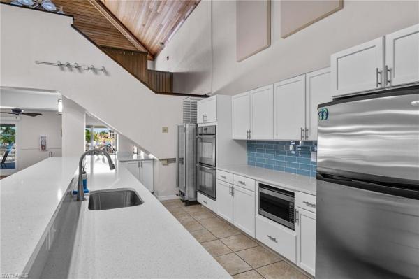 Terrace At Cinnamon Cove, 11220 Caravel Cir #302, Fort Myers, Florida 33908, image 2