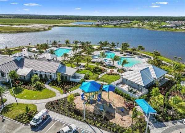Skysail, 4584 Centaurus Cir, Naples, Florida 34120, image 2