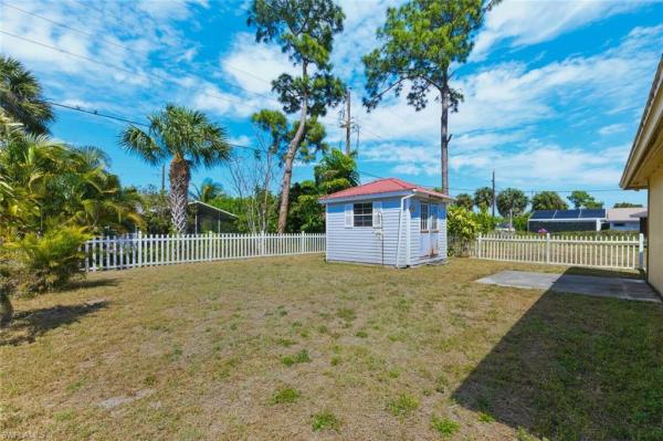 Naples Park, 819 N 98th Ave, Naples, Florida 34108, image 3