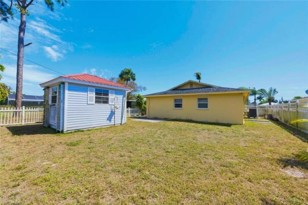 Naples Park, 819 N 98th Ave, Naples, Florida 34108, image 2