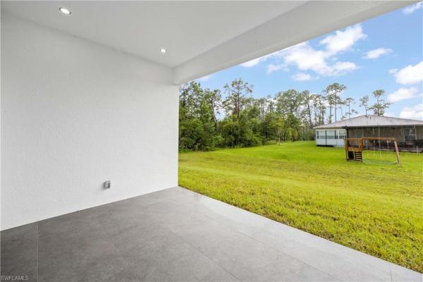 Lehigh Acres, 2504 W 23rd St, Lehigh Acres, Florida 33971, image 3
