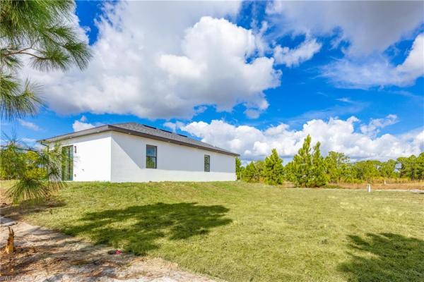 Lehigh Acres Residential, 1057 S Halby Ave, Lehigh Acres, Florida 33974, image 1