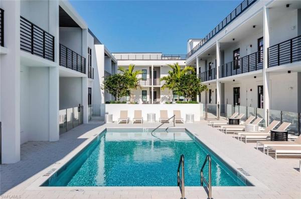Eight Fifty Central At Olde Naples, 850 Central Ave #204, Naples, Florida 34102, image 2