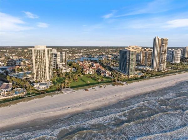Villa Mare At Park Shore, 4737 Villa Mare Ln, Naples, Florida 34103, image 2