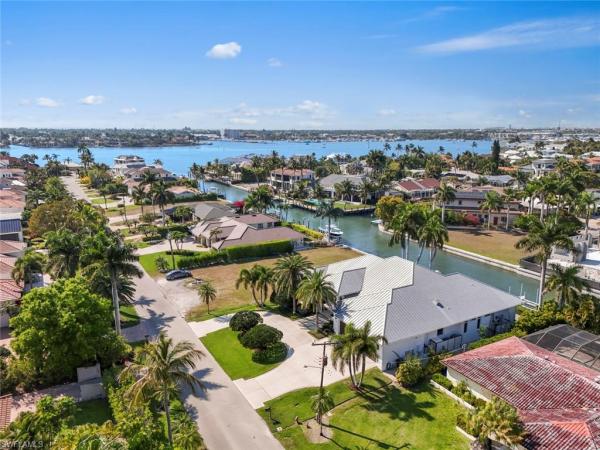 Royal Harbor, 1467 Marlin Dr, Naples, Florida 34102, image 1