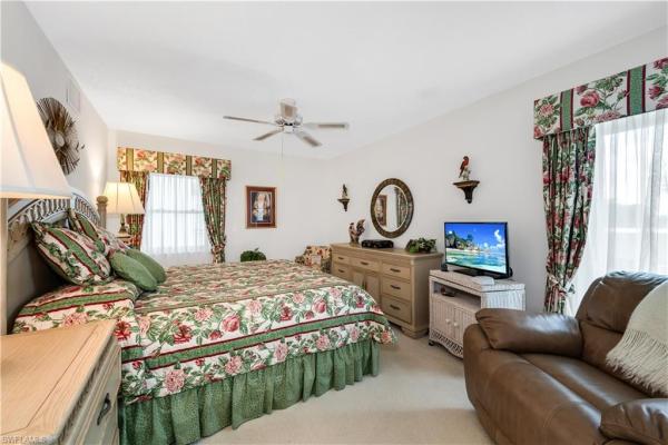 Harborside Gardens, 3400 N Gulf Shore Blvd #J3, Naples, Florida 34103, image 2